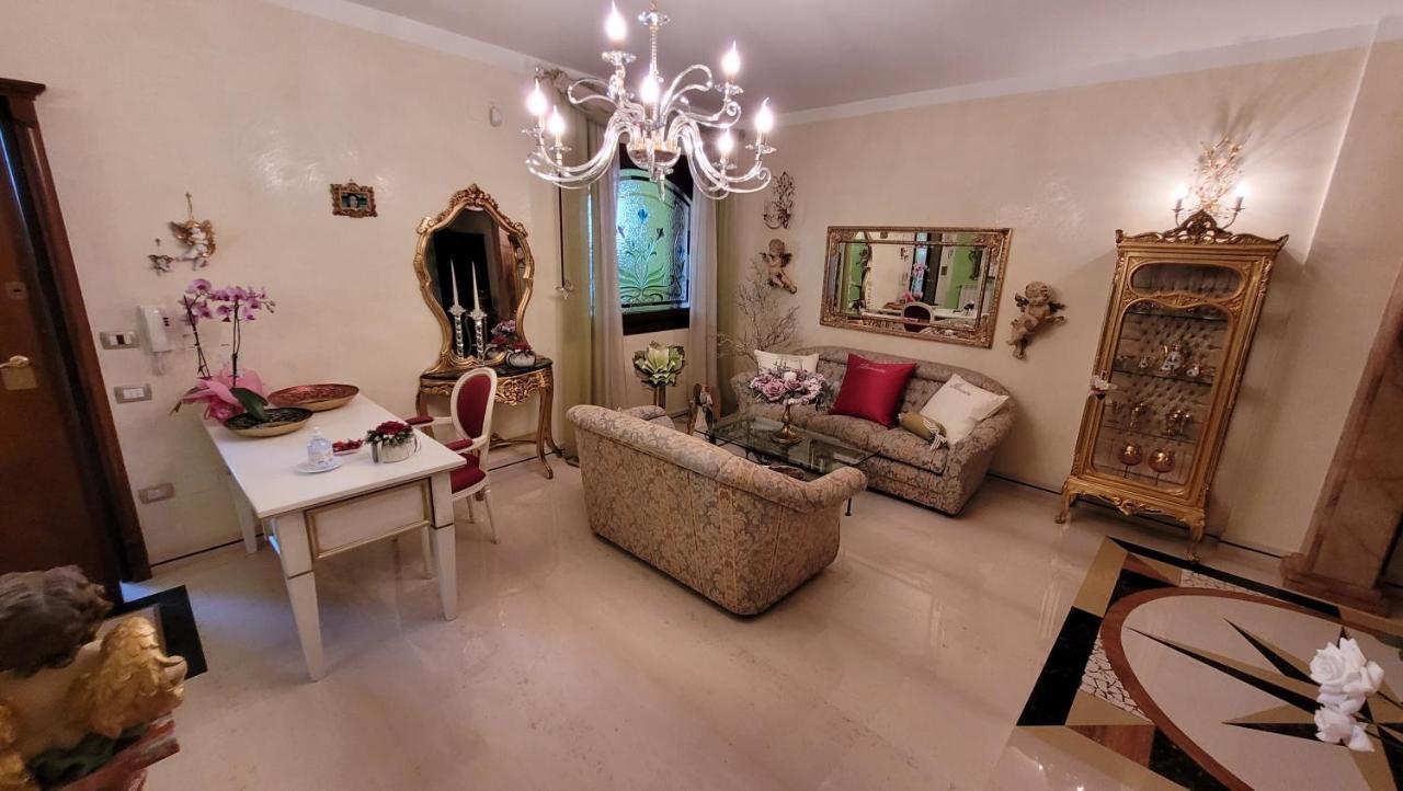 Queen'S Luxurious House ガリポリ エクステリア 写真